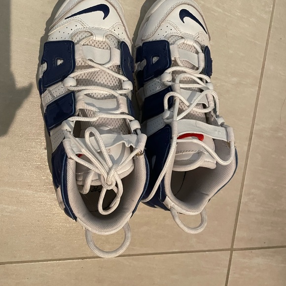 Nike uptempo, wear less than 3 times - Picture 2 of 3